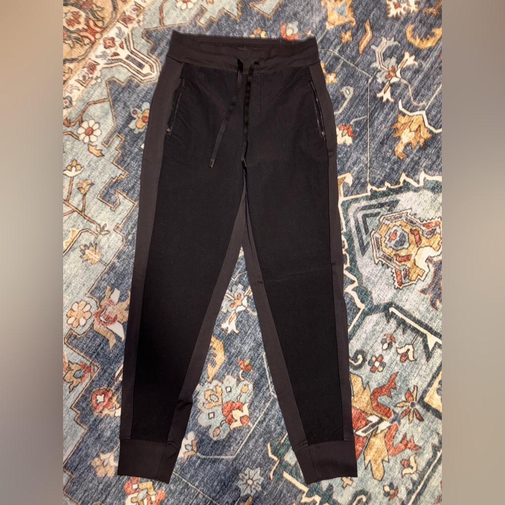 Athleta Black Hybrid Joggers